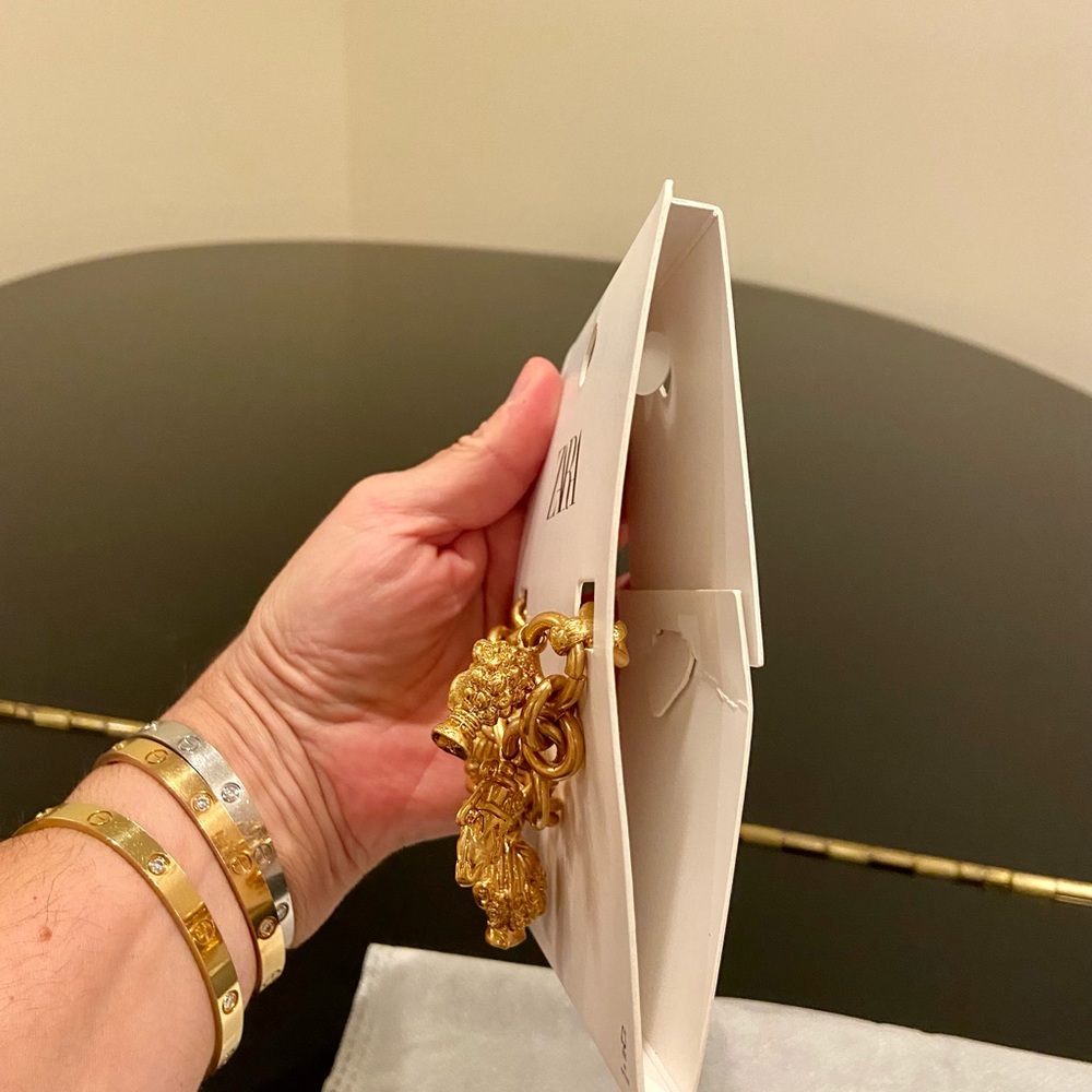 NWT Zara rare chunky faces & vaces charm statement bracelet - Picture 16 of 17